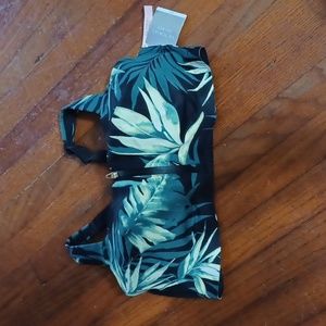 VS Knockout Front Close Sport Bra NWT